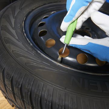 Ventilschlüssel für Auto- und Motorradreifen