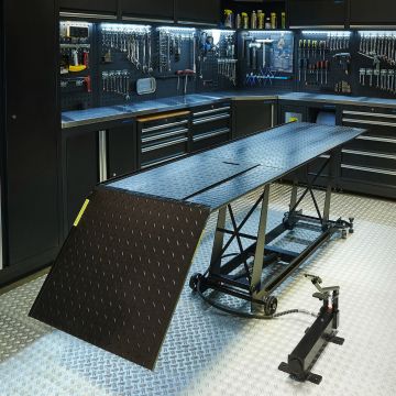 Hydropneumatische Motorradhebebühne mit MotoGP Montageständer
