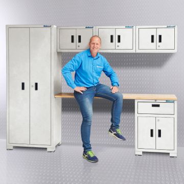 Werkstatteinrichtung mit Werkstattschrank und 3 Oberschränken